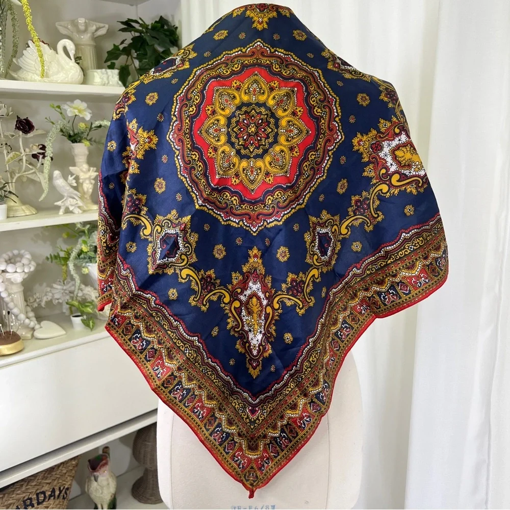 Vintage 90s Classic Tapestry Paisley Style Scarf Top - Picture 2 of 10